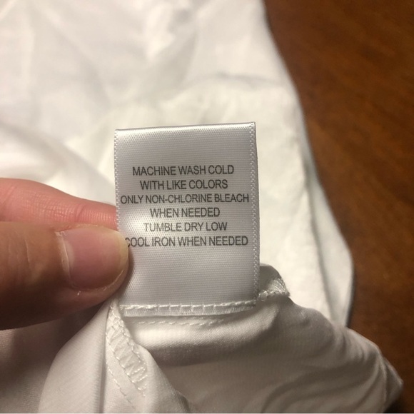 MODCLOTH white metallic v neck blouse P16 - Picture 9 of 9